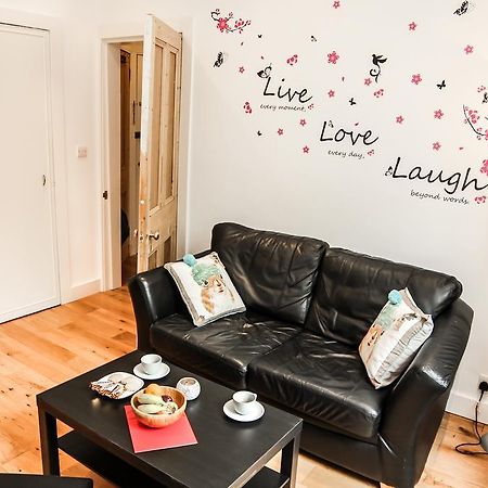 Chic & Bright Flat Near Holyrood Park Apartment Edinburgh Phòng bức ảnh