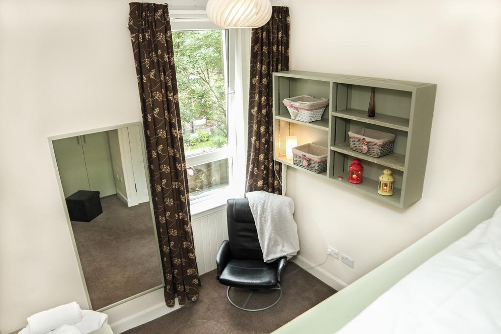 Chic & Bright Flat Near Holyrood Park Apartment Edinburgh Phòng bức ảnh