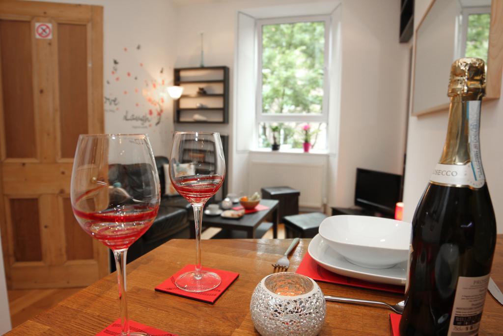 Chic & Bright Flat Near Holyrood Park Apartment Edinburgh Phòng bức ảnh