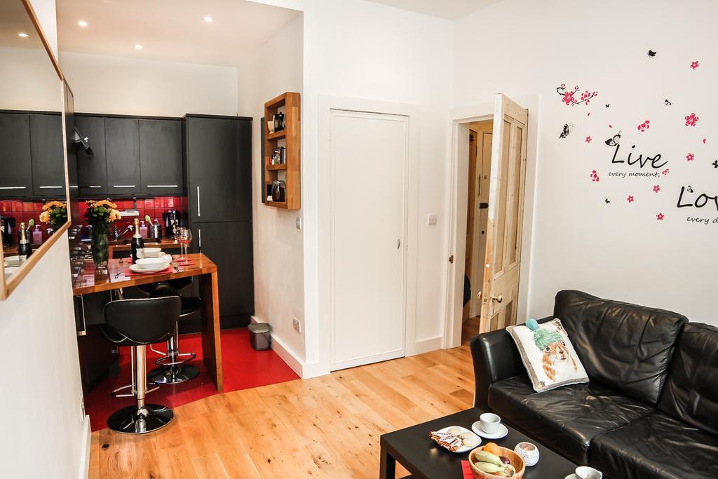 Chic & Bright Flat Near Holyrood Park Apartment Edinburgh Phòng bức ảnh
